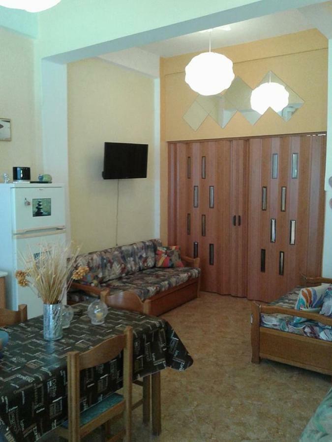Gatos Apartment Skála Marión Dış mekan fotoğraf